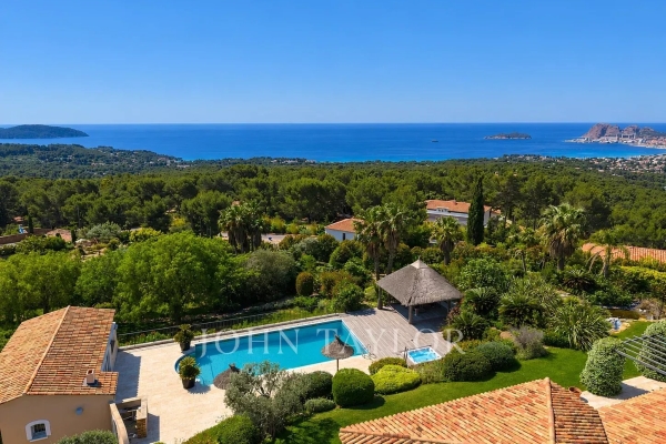 Maison de luxe à vendre à Ceyreste, 2 830 000 €, Photo 1