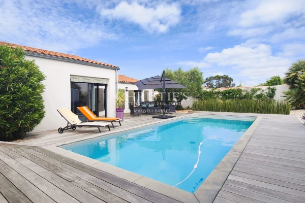 Maison de luxe à vendre à La Flotte, 1 470 000 €, Photo 1