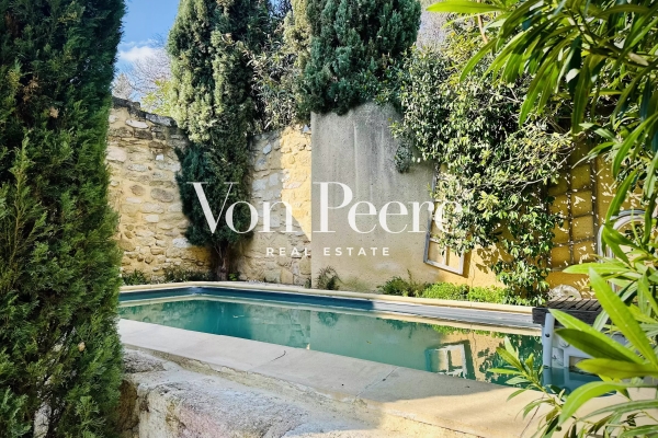 Maison de luxe à vendre à Pujaut, 649 000 €, Photo 1