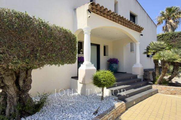 Maison de luxe à vendre à Le Rove, 1 370 000 €, Photo 2