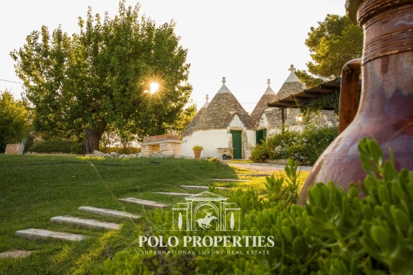 Maison de luxe à vendre à Ostuni, 670 000 €, Photo 2