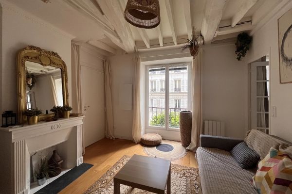 Luxury Apartment for sale in Paris 4Ème, 640 000 €, Photo 2