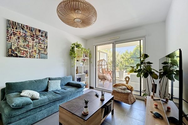 Appartement de luxe à vendre à Antibes, 280 000 €, Photo 3