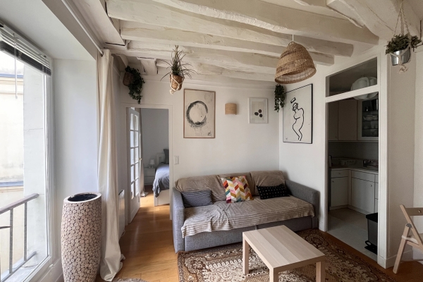 Luxury Apartment for sale in Paris 4Ème, 640 000 €, Photo 3