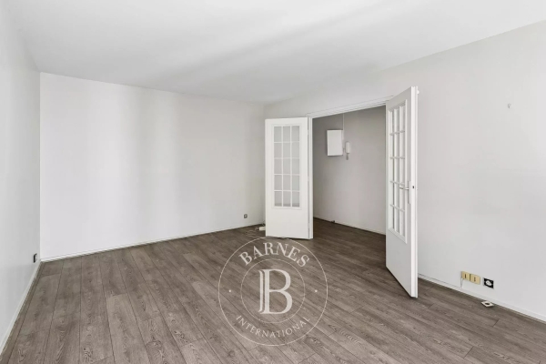 Luxury Apartment for sale in Paris 6Ème, 848 000 €, Photo 4