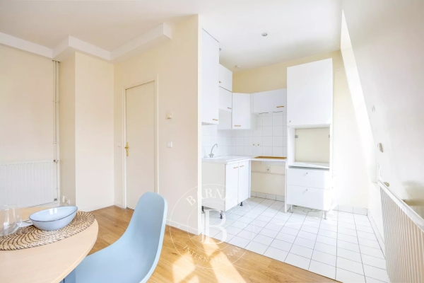 Luxury Apartment for sale in Paris 8ème, 595 000 €, Photo 4