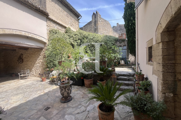 Luxury House for sale in Robion, 850 000 €, Photo 5