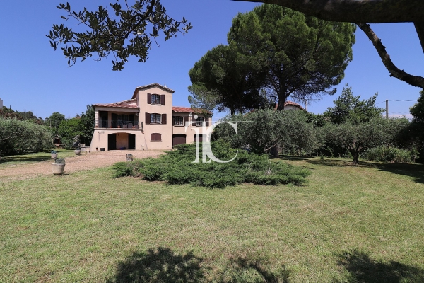 Maison de luxe à vendre à Alès, 369 000 €, Photo 1
