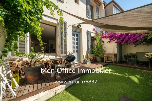 Maison de luxe à vendre à Marseille 9Ème, 580 000 €, Photo 1
