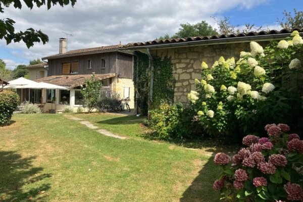 Maison de luxe à vendre à Loupes, 620 000 €, Photo 2
