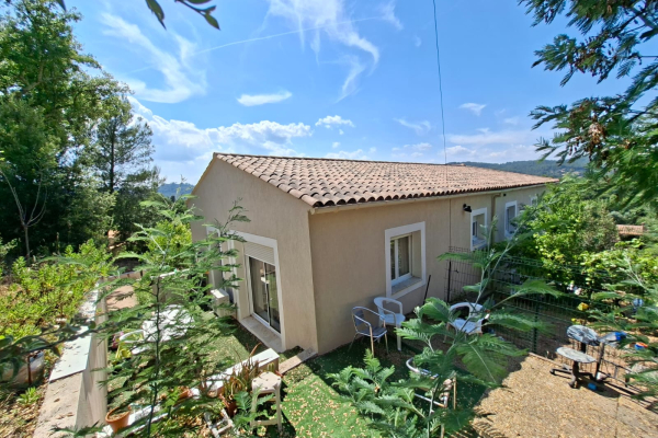 Maison de luxe à vendre à Taradeau, 265 000 €, Photo 2