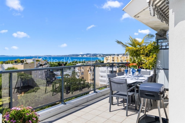 Luxury Apartment for sale in Cros-de-Cagnes, 625 000 €, Photo 2