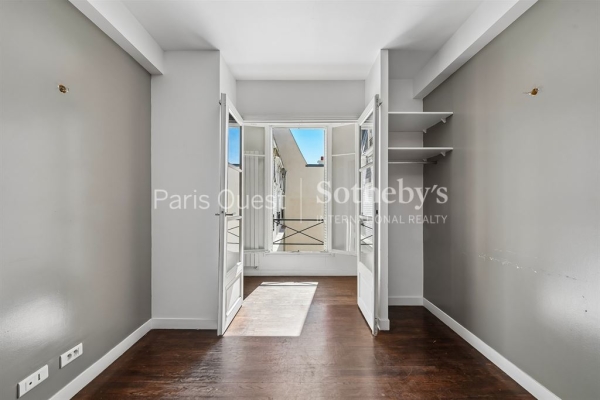 Luxury Apartment for sale in Paris 8Ème, 1 260 000 €, Photo 5