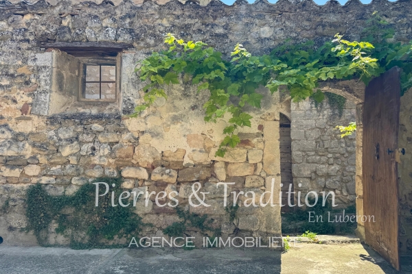 Maison de luxe à vendre à Oppède, 395 000 €, Photo 1