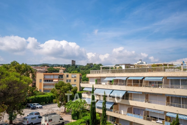 Appartement de luxe à vendre à Saint-Tropez, 1 150 000 €, Photo 1