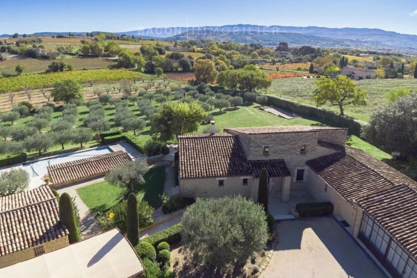Maison de luxe à vendre à Saint Saturnin les Apt, 1 480 000 €, Photo 1