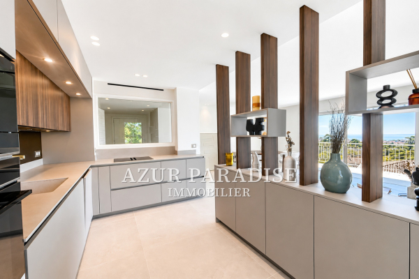 Luxury Apartment for sale in Cannes, 895 000 €, Photo 1