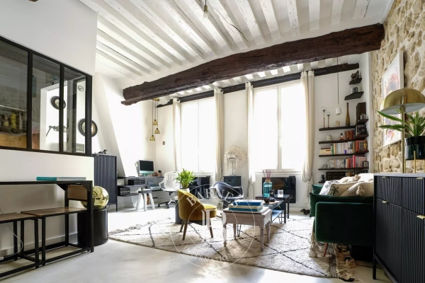 Luxury Apartment for sale in Paris 3Ème, 650 000 €, Photo 2