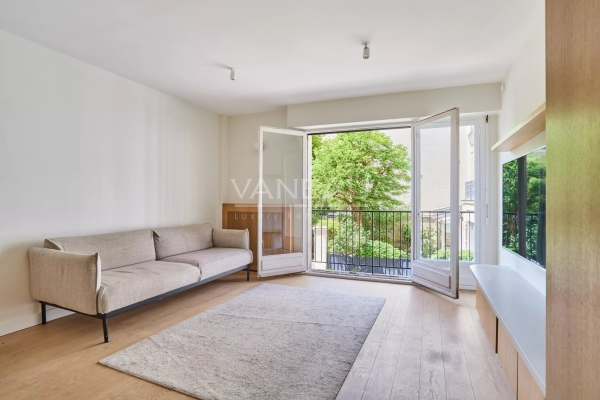 Luxury Apartment for sale in Paris 16Ème, 521 000 €, Photo 2
