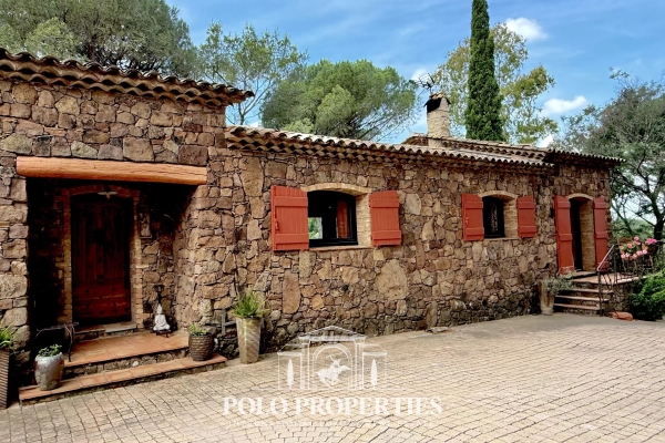 Maison de luxe à vendre à Roquebrune-sur-Argens, 1 490 000 €, Photo 2