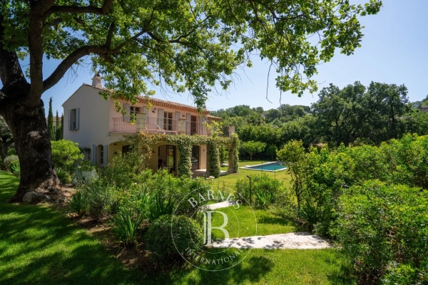 Maison de luxe à vendre à Saint-Tropez, 15 600 000 €, Photo 2