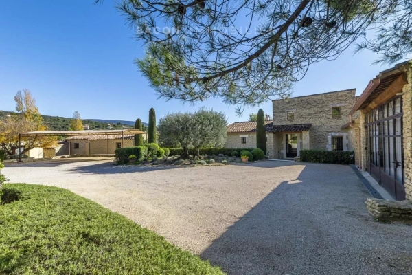 Luxury House for sale in Saint Saturnin les Apt, 1 480 000 €, Photo 3