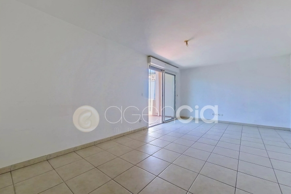 Luxury Apartment for sale in Mandelieu-la-Napoule, 190 000 €, Photo 5