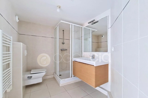 Luxury Apartment for sale in Mandelieu-la-Napoule, 190 000 €, Photo 7