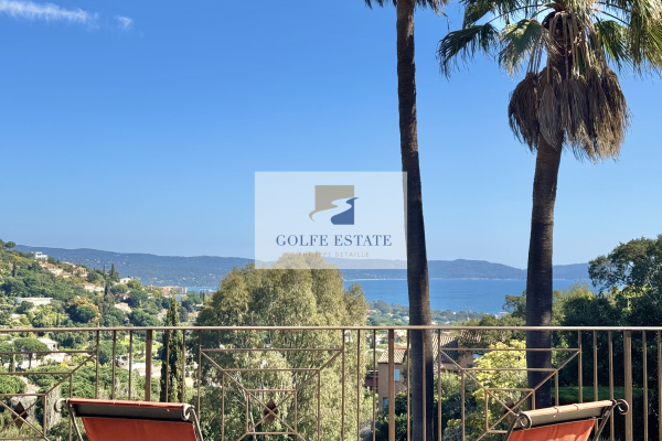 Maison de luxe à vendre à Cavalaire-sur-Mer, 2 250 000 €, Photo 1