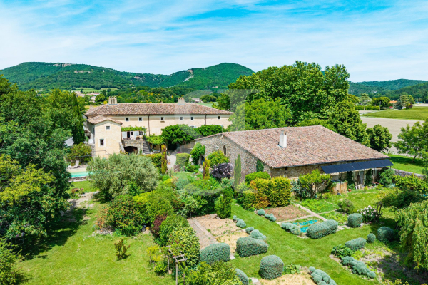 Maison de luxe à vendre à Marsanne, 850 000 €, Photo 1