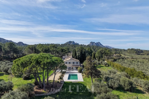 Luxury House for sale in Eygalières, 3 500 000 €, Photo 1