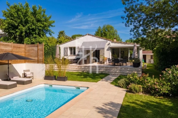 Luxury House for sale in Mougins, 1 150 000 €, Photo 1