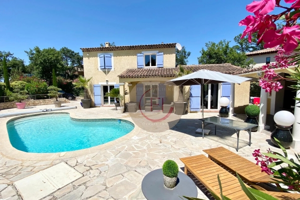Maison de luxe à vendre à Les Adrets de l'Esterel, 590 000 €, Photo 1