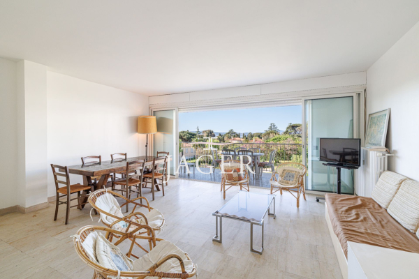 Appartement de luxe à vendre à Sainte-Maxime, 653 000 €, Photo 1