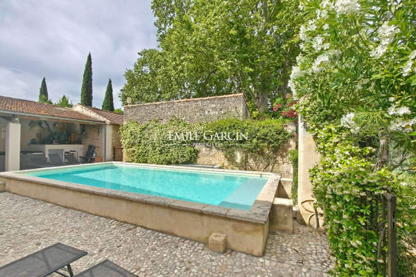 Maison de luxe à vendre à Robion, 1 250 000 €, Photo 2
