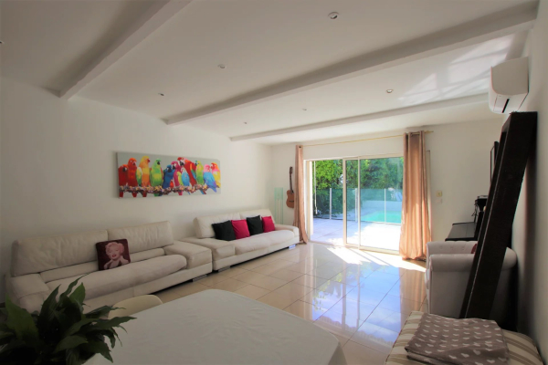 Luxury House for sale in Cannes, 988 000 €, Photo 2