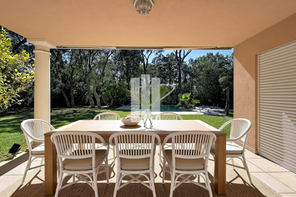 Maison de luxe à vendre à Saint-Raphaël, 1 360 000 €, Photo 5