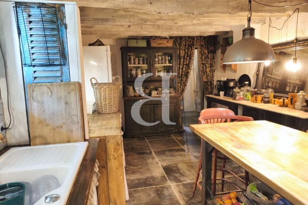 Maison de luxe à vendre à Sainte-Cécile-les-Vignes, 695 000 €, Photo 6