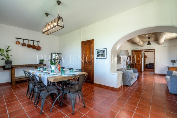 Maison de luxe à vendre à Maubec, 1 570 000 €, Photo 5