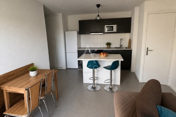 Appartement de luxe à vendre à Pessac, 265 000 €, Photo 3