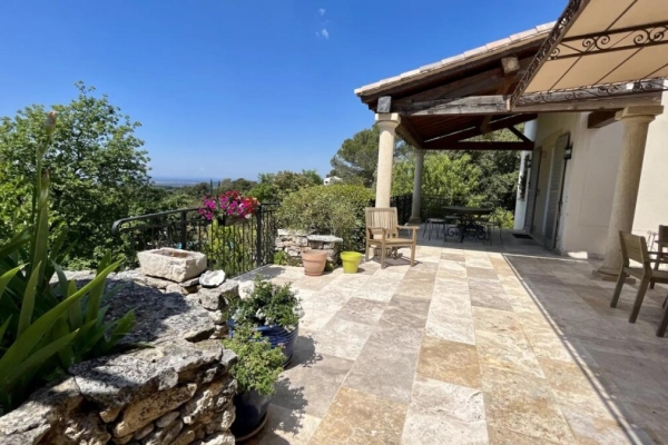 Maison de luxe à vendre à Venasque, 790 000 €, Photo 3