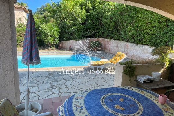 Maison de luxe à vendre à Saint-Aygulf, 700 000 €, Photo 3