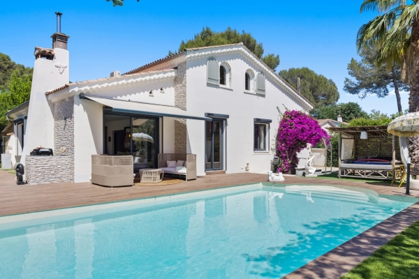 Maison de luxe à vendre à Mougins, 1 390 000 €, Photo 3