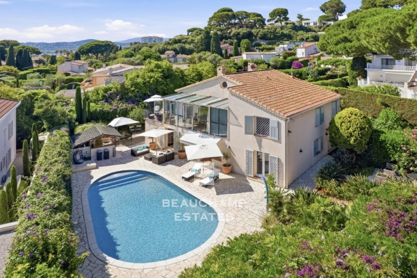 Maison de luxe à vendre à Cap d'Antibes, 3 590 000 €, Photo 3