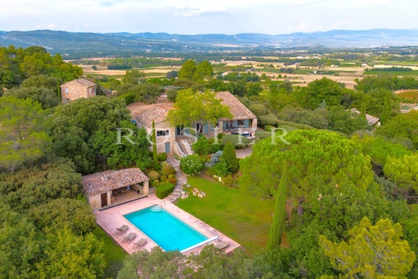 Luxury House for sale in Gordes, 1 800 000 €, Photo 1