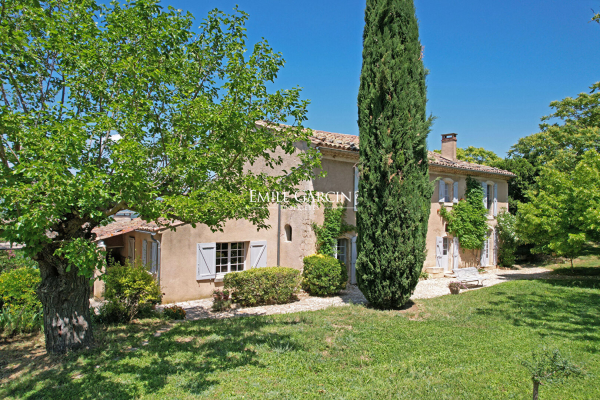 Maison de luxe à vendre à Apt, 710 000 €, Photo 1