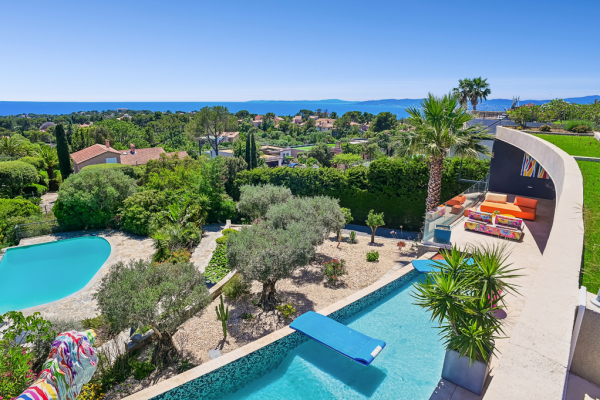 Maison de luxe à vendre à Saint-Raphaël, 2 890 000 €, Photo 1