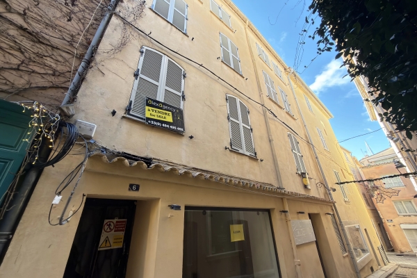 Appartement de luxe à vendre à Saint-Tropez, 2 850 000 €, Photo 1