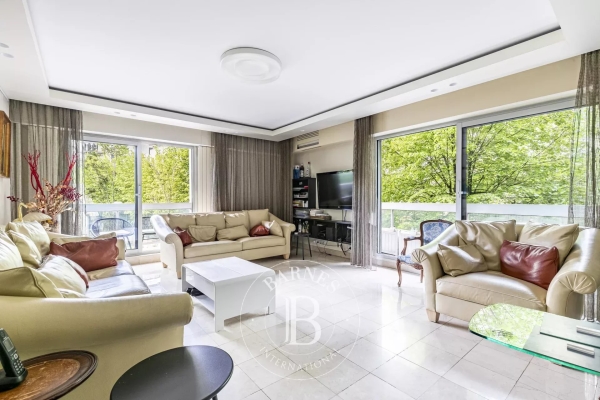 Luxury Apartment for sale in Paris 15ème, 1 640 000 €, Photo 1