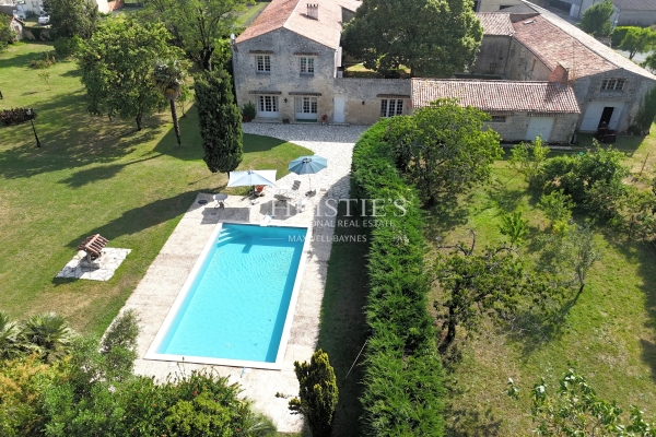 Maison de luxe à vendre à Nieulle-sur-Seudre, 668 000 €, Photo 1